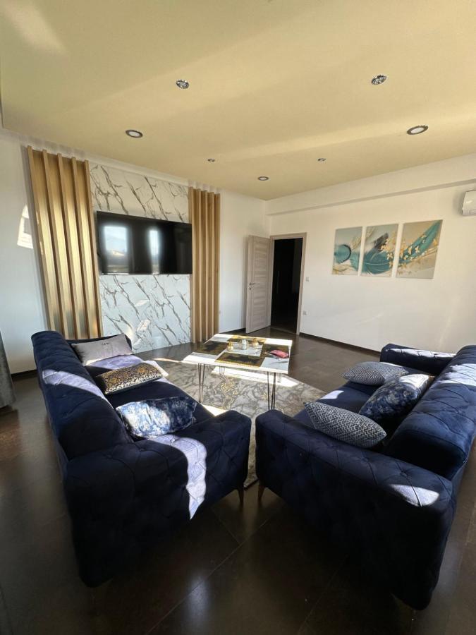 Apartment Modern